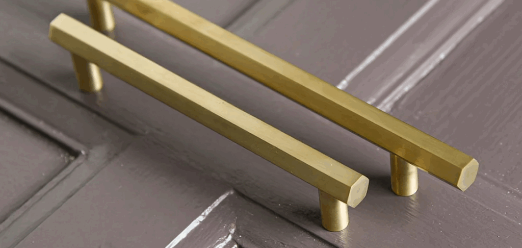 Suitable for Lever Handle / Pull Handle